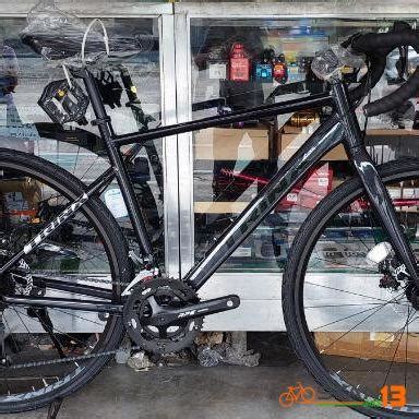 Trinx Drive Road Bike Disc Brakes SHIMANO CLARIS GEARS 2 .